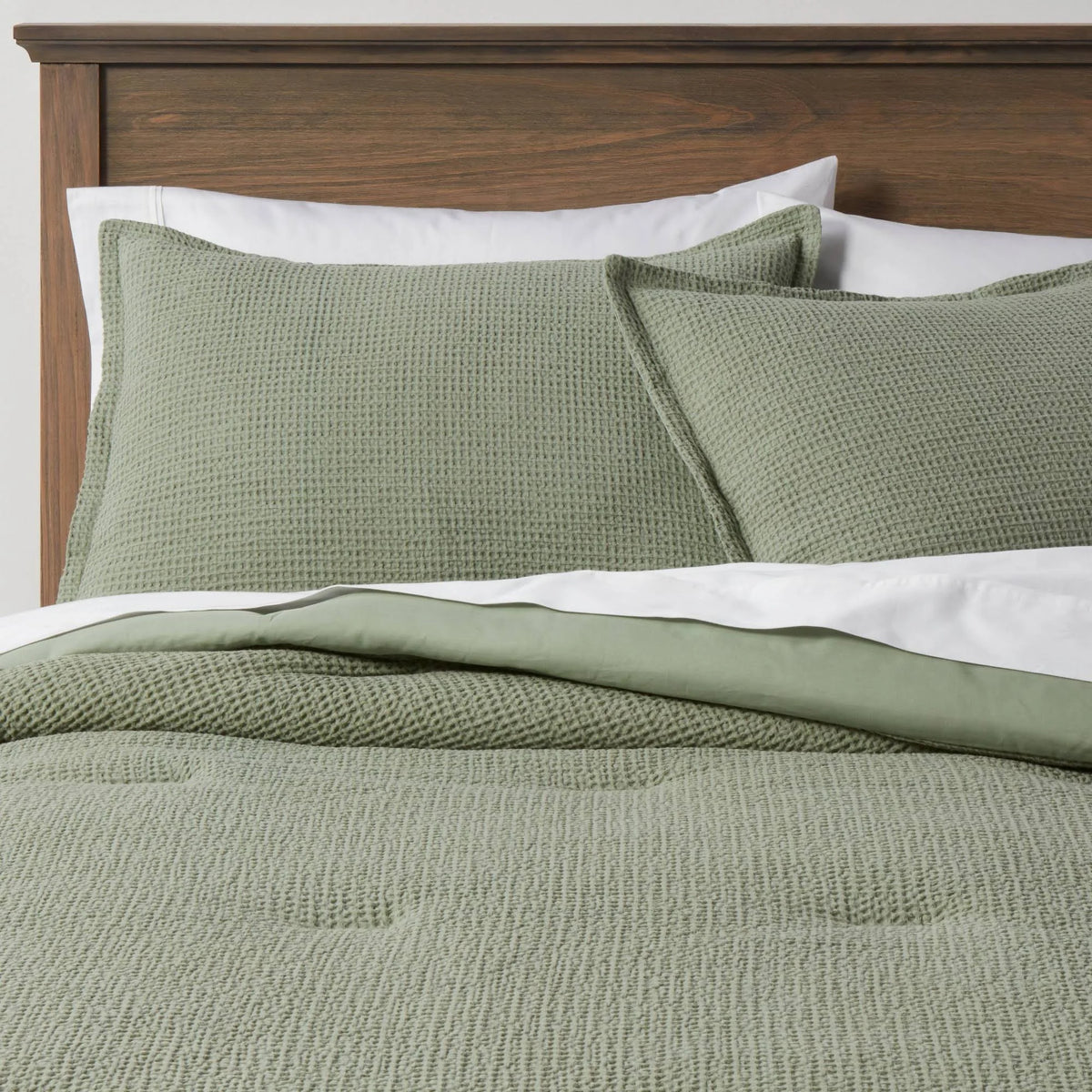 Sage Green Waffle Weave Comforter & Sham Set H216809