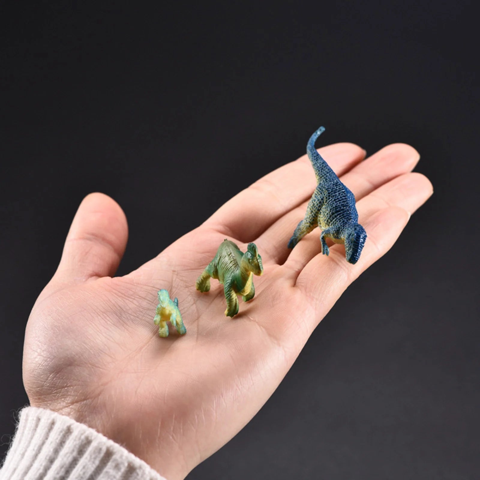 Glowing Dinosaur Toy G10662