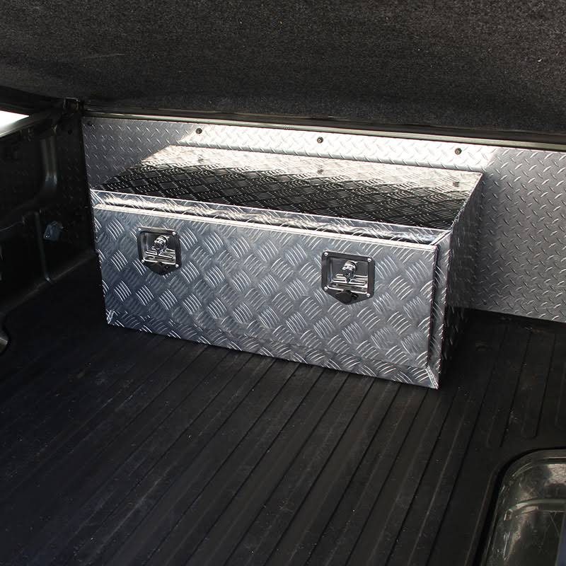 36x22 Heavyduty Aluminum Tool Box J678151