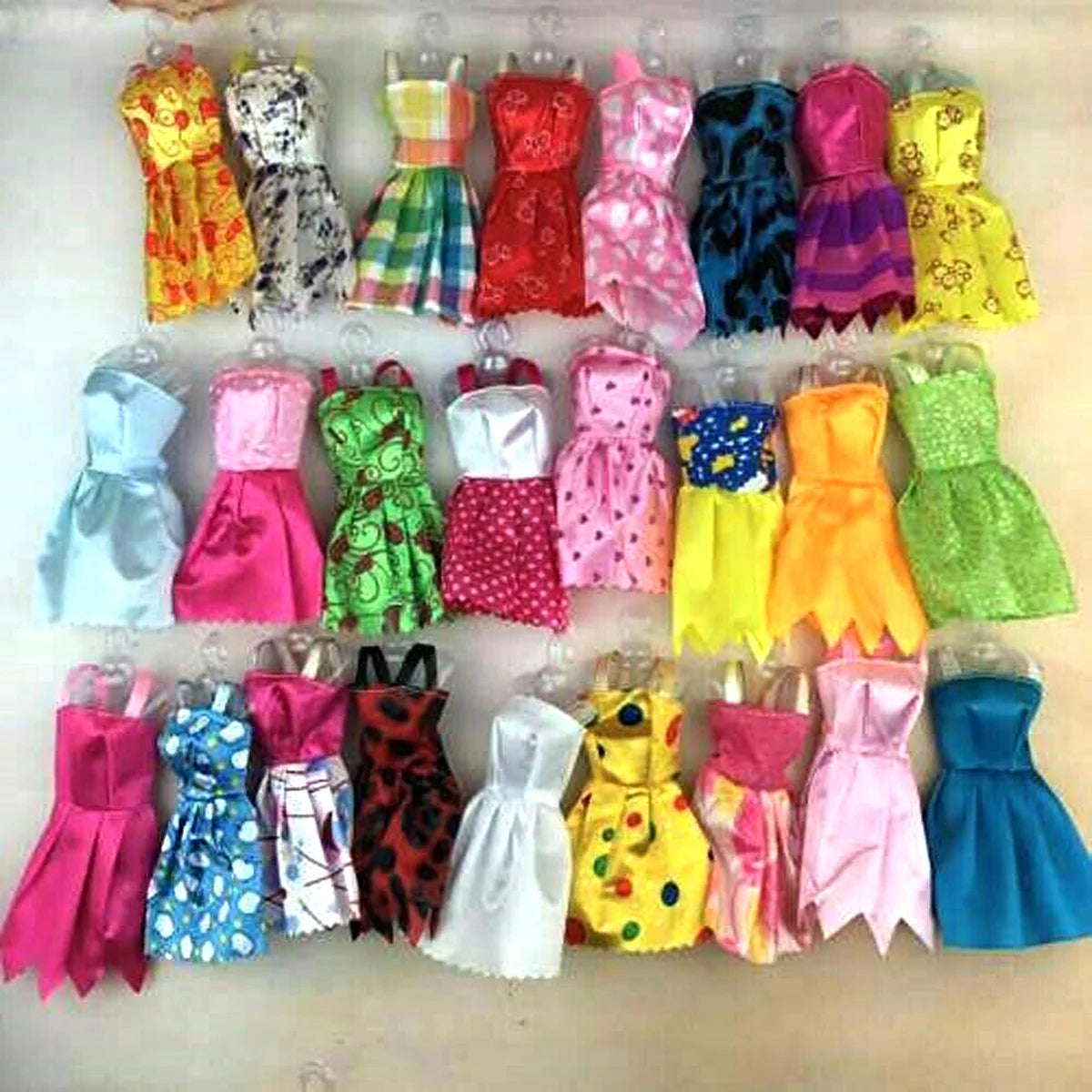 32 Item/Set Doll Accessories Clothes Z9992