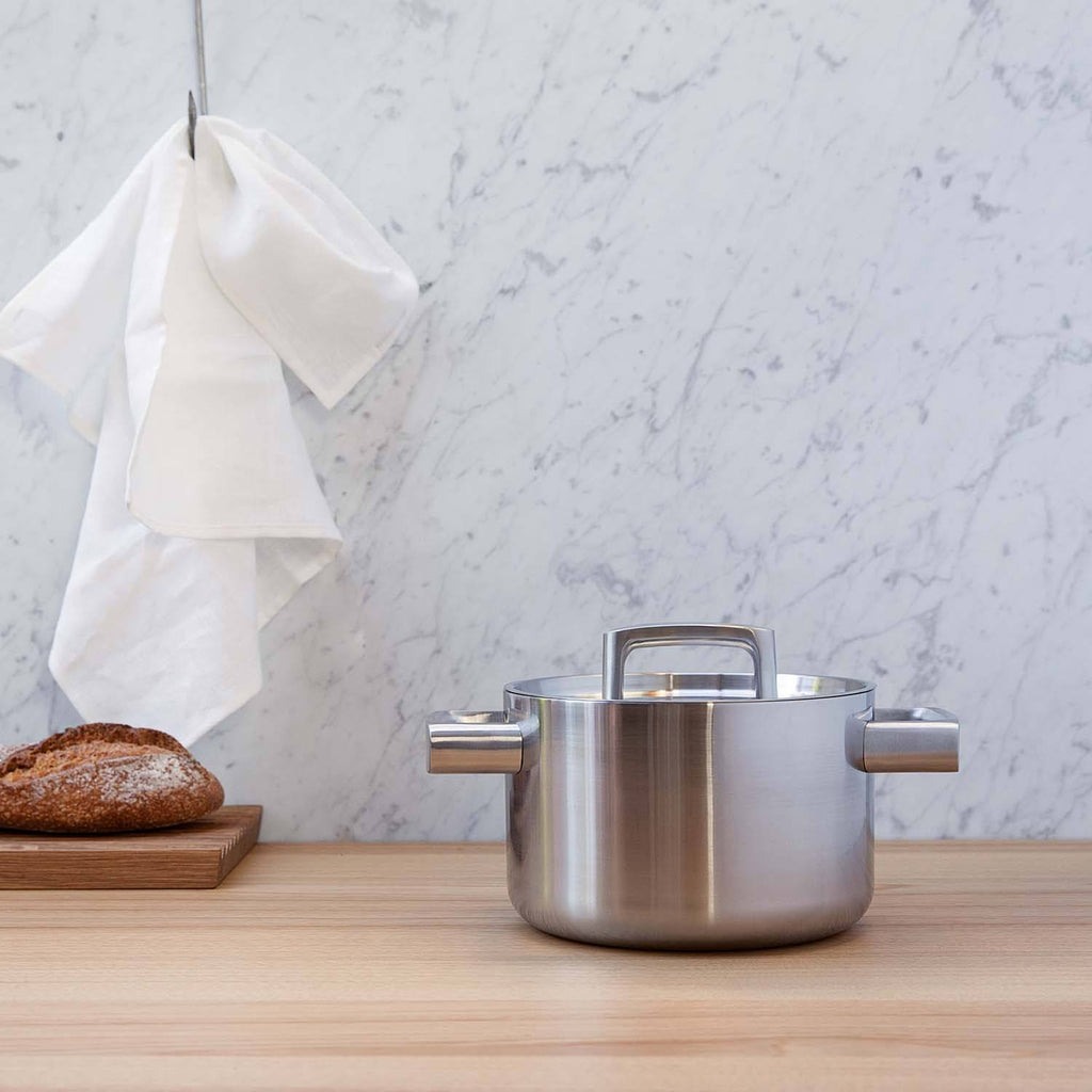 5-Ply Covered Casserole U53815