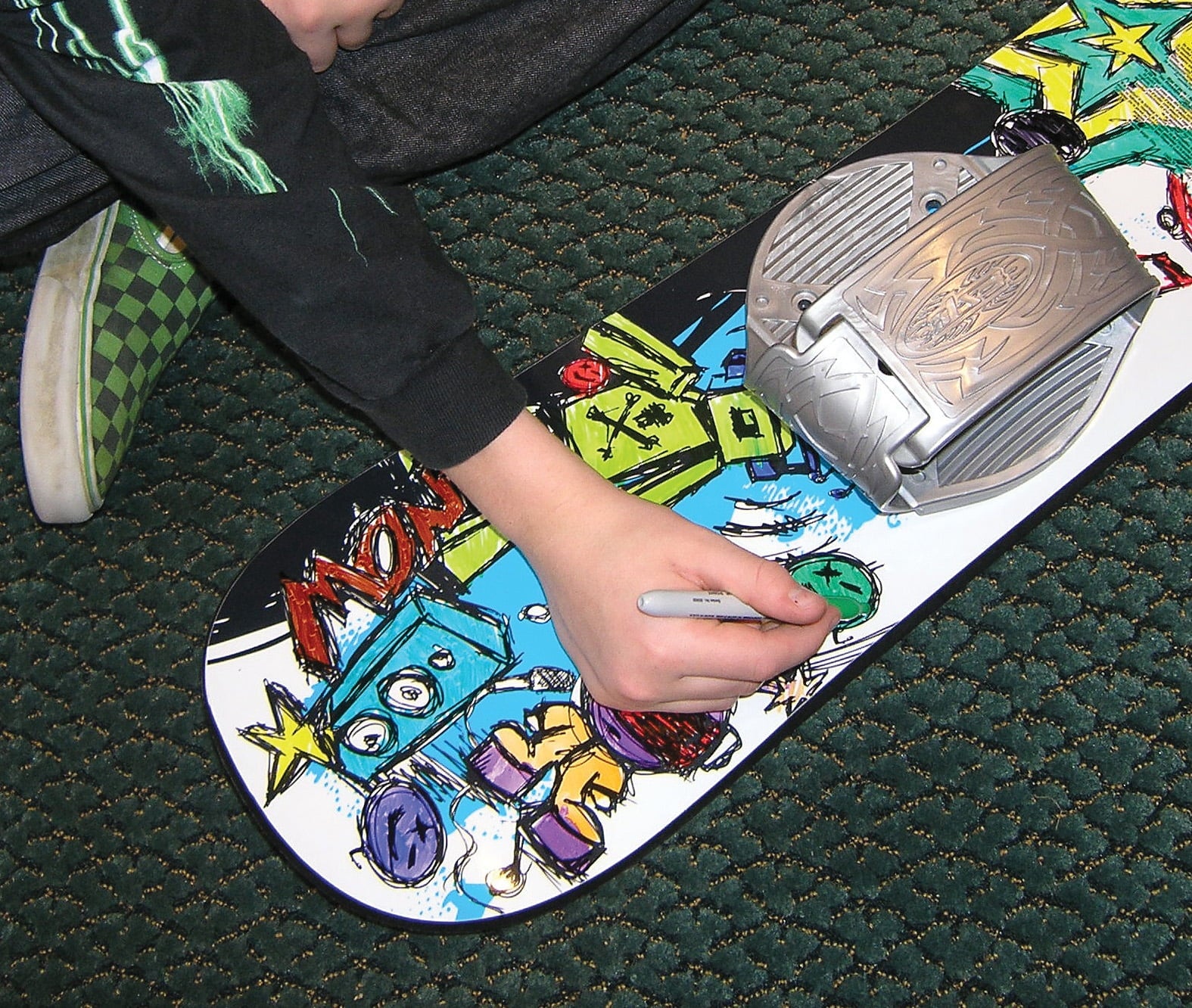 Kid's Beginner Graffiti Snowboard O159
