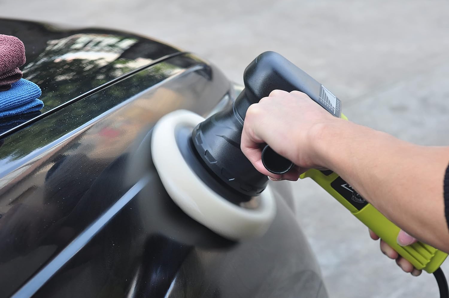 Dual Action Polisher with Foam Pads A8644