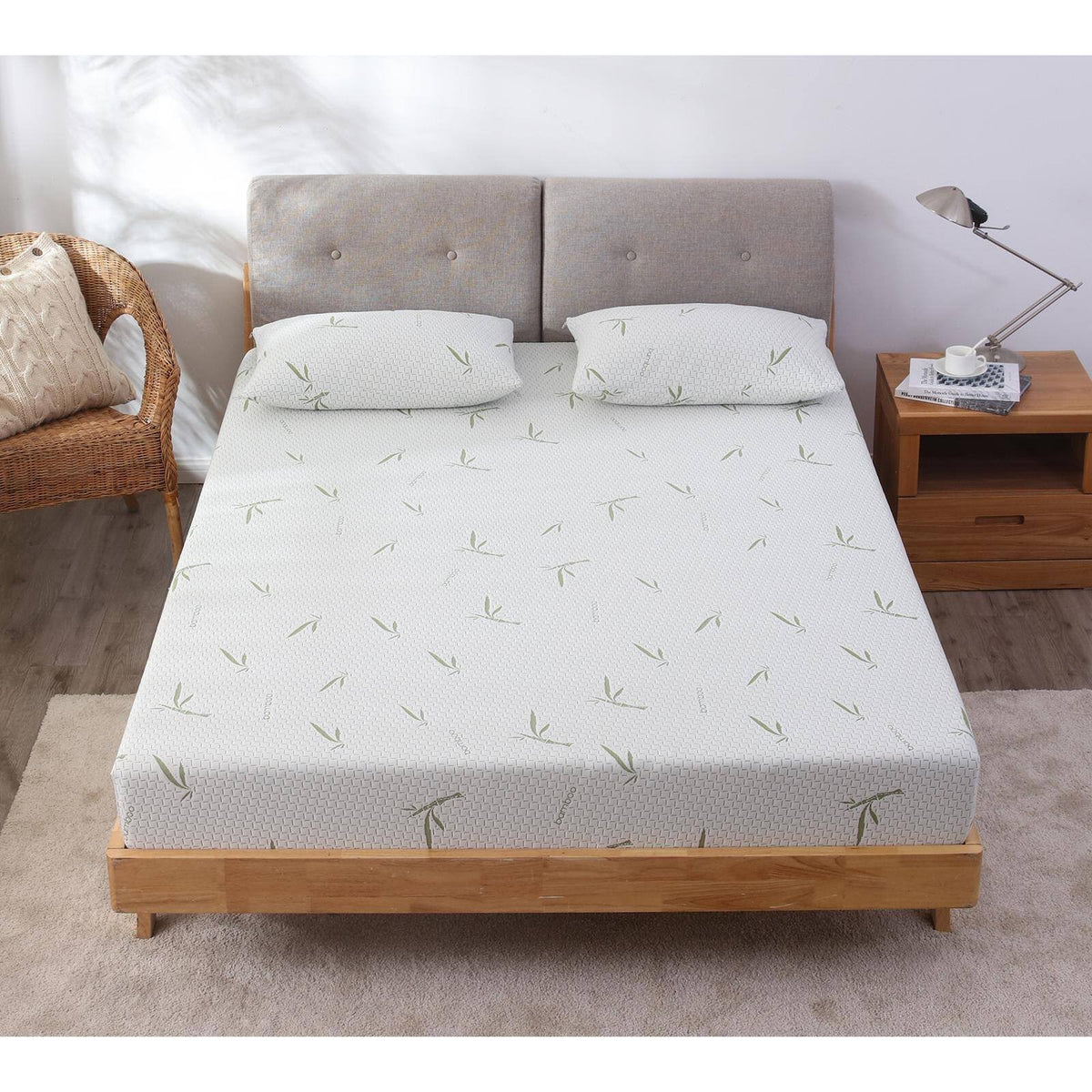 Queen 10x22 Memory Foam Bamboo Mattress C470378