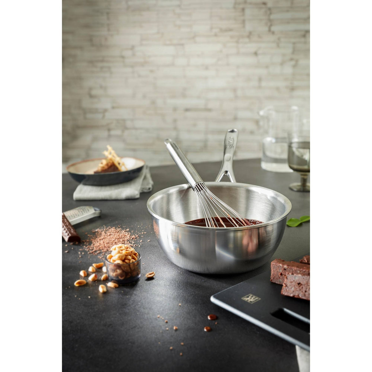 2.6-Quart Stainless Steel Saucier B24381