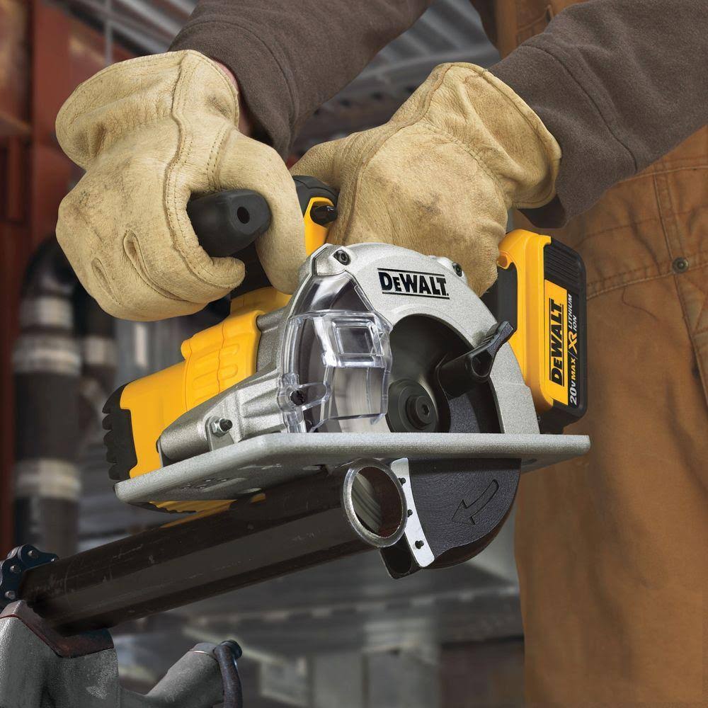 20V MAX Metal Cutting Circular Saw Kit L35370