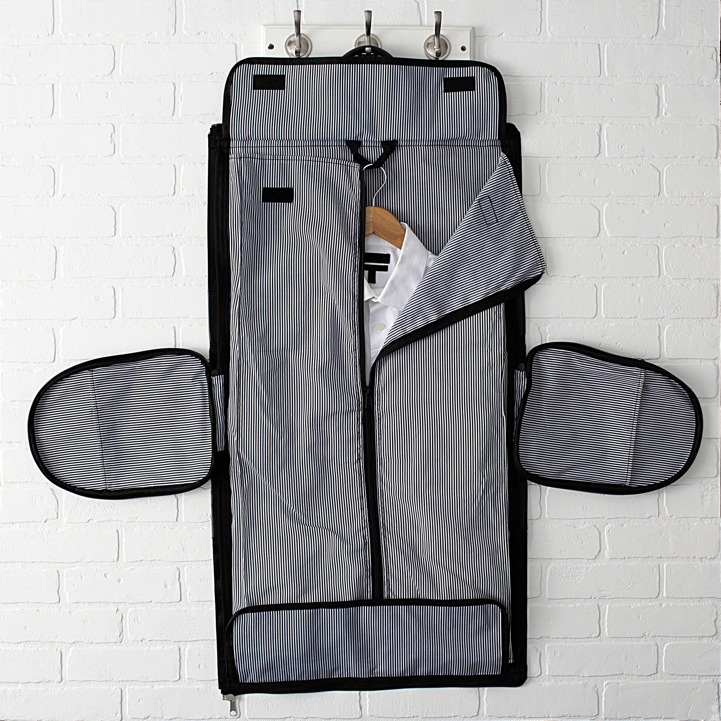 Convertible Garment Duffle T407