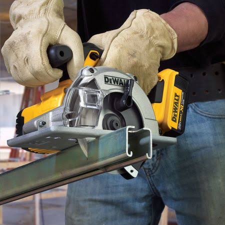 20V MAX Metal Cutting Circular Saw Kit L35370