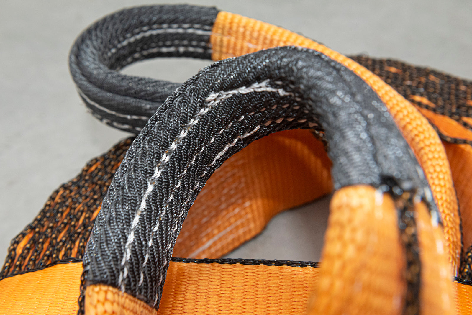 Mid-Size Kinetic Recovery Strap 3" x 30' U8904