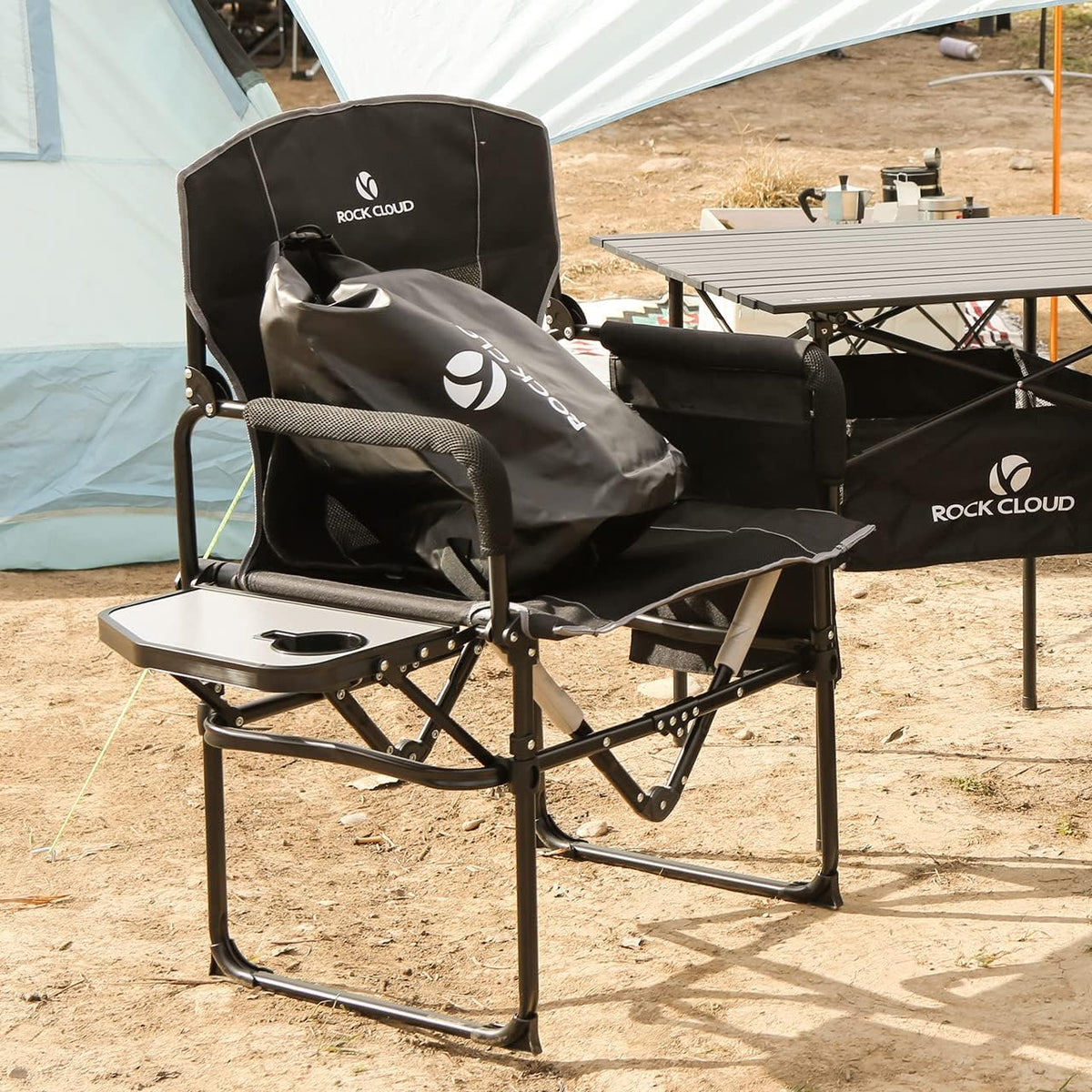 Folding Camping Chair with Storage Pocket and Side Table G333273