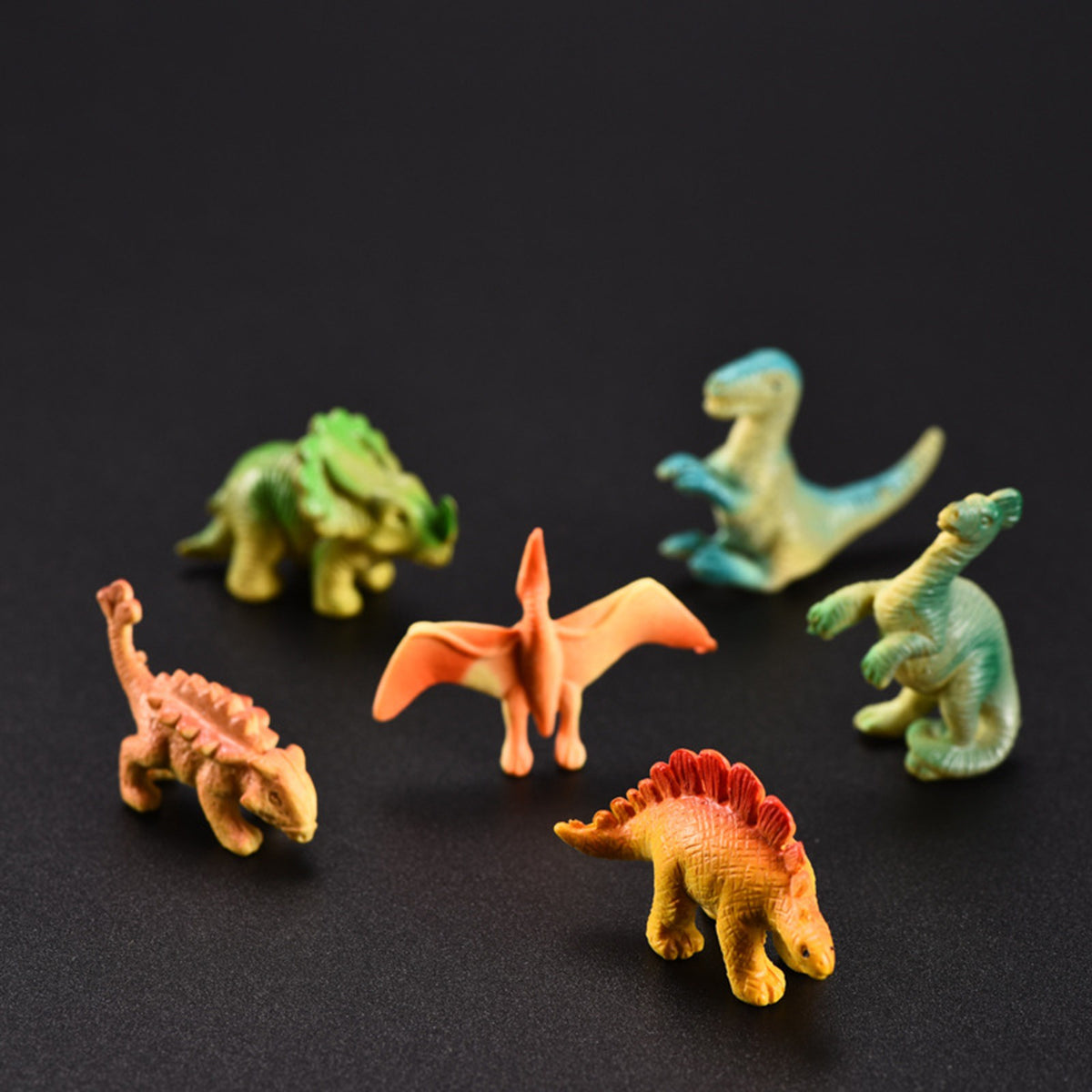 Glowing Dinosaur Toy G10662