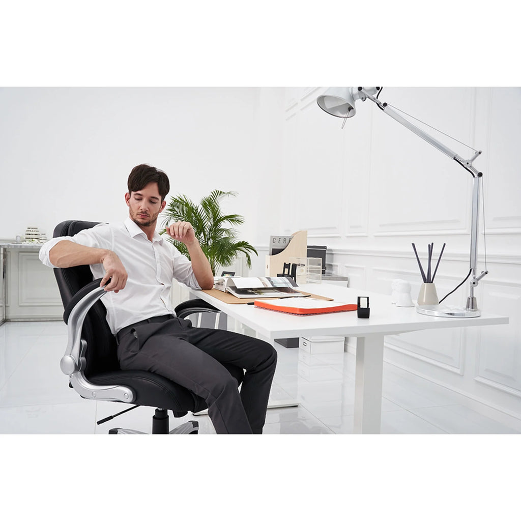 Ergonomic PU Leather Office Chair M994232
