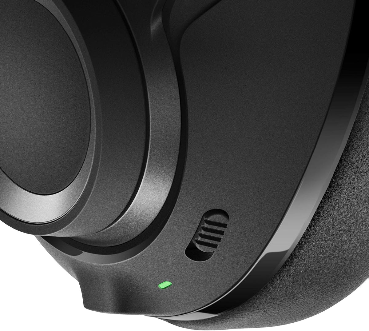 Wireless Gaming Headset with Noise-Cancelling Mic, Black K244