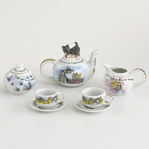 Miniature Collector's Tea Set D8286